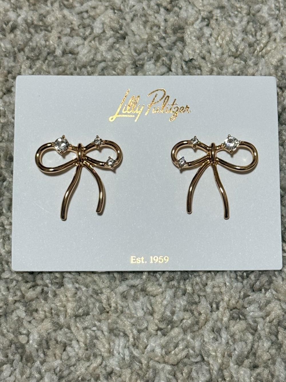 NWT Lilly Pulitzer Tis the Season Gold Bow Earrings with Clear Crystal Accents - Picture 4 of 8